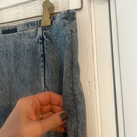 Khaite Women's Denim Levine Skirt Size 25 new - Picture 10 of 11